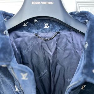 Men’s medium navy blue Louis Vuitton jacket/coat. Gently used only worn once.